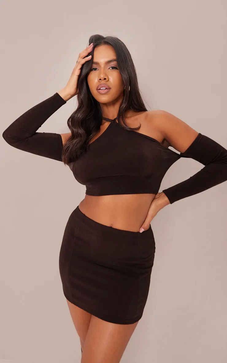 Crop top chocolat à dos nu