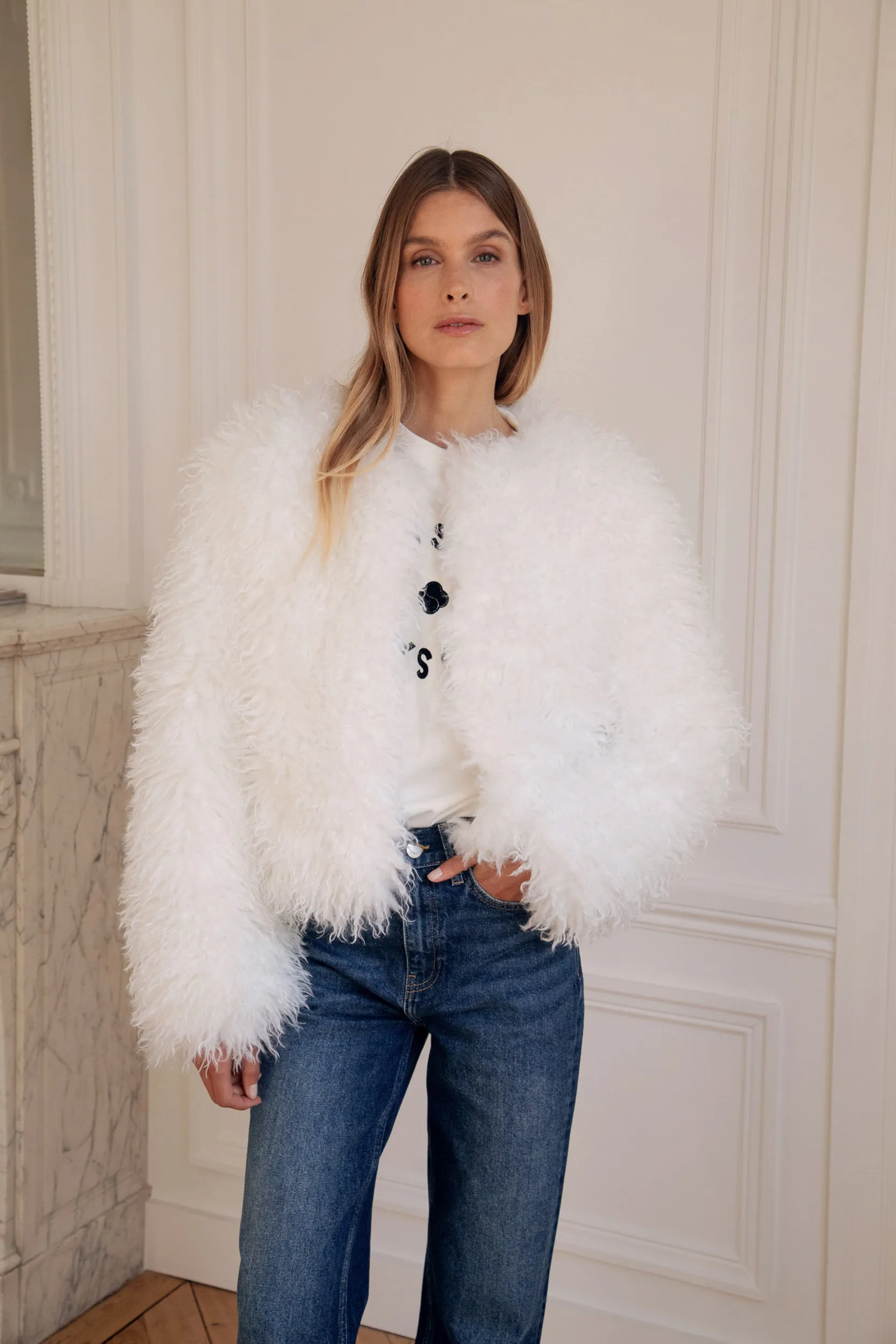 Le Evans - La Veste Courte en Fausse Fourrure Totalement Must-Have